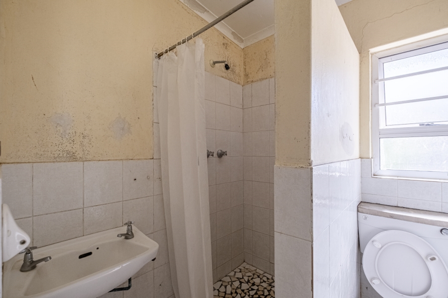 13 Bedroom Property for Sale in Summerstrand Eastern Cape